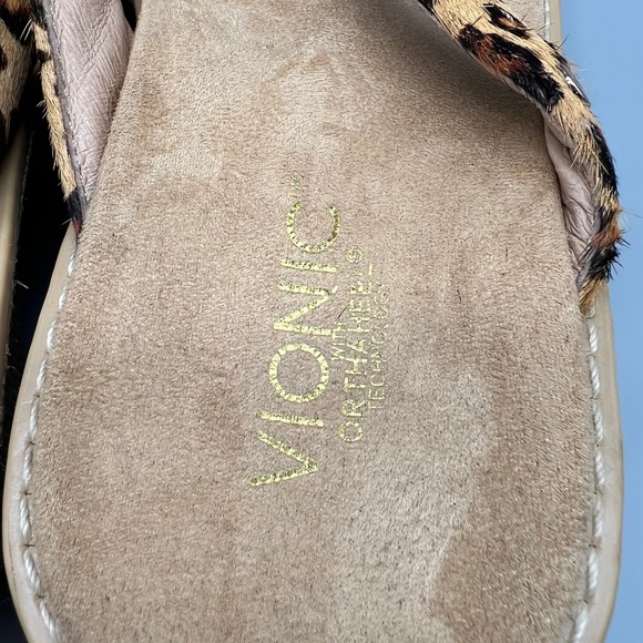 Vionic Grenada Leopard Calf Hair Wedge Sandals Orthaheel Tan Brown Women 8 - Picture 3 of 7